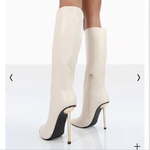 TALA ECRU WHITE HEELED BOOTS
